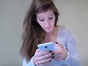 Francés - Una joven zorra nos da un polvo real en su habitación