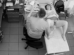 voyeur - cámara espía en una oficina de ginecología