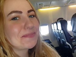 handjob - Paja y mamada en un avión